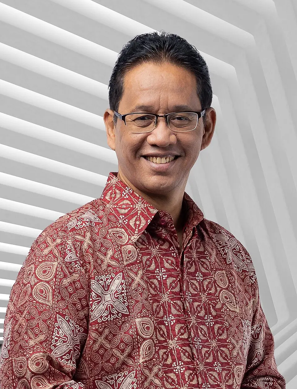 Zamrud Hartanika portfolio management